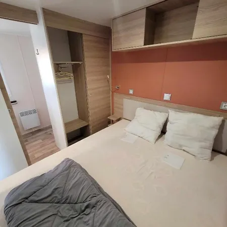 Grand Mobil-home Familial Accès Direct à La 5 étoile