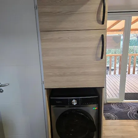 Camping Le Coco Mobil-home Familial Accès Direct à La 5 étoiles Parc Aquatique Torreilles