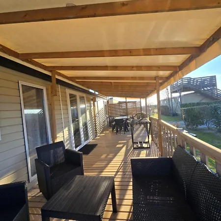 Grand Mobil-home Familial Accès Direct à La 5 étoile Torreilles