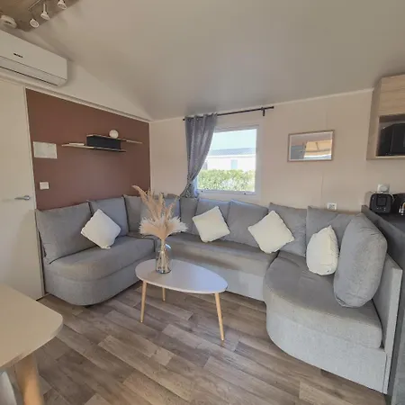 Camping Le Coco Mobil-home Familial Accès Direct à La 5 étoiles Parc Aquatique Torreilles