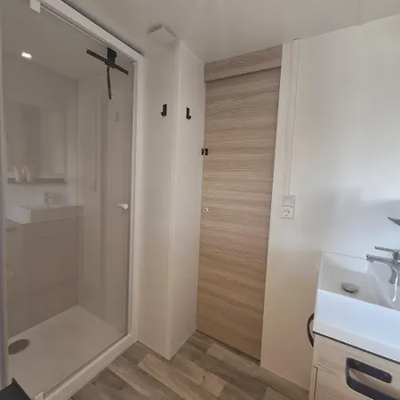 Le Coco Mobil-home Familial Accès Direct à La 5 étoiles Parc Aquatique
