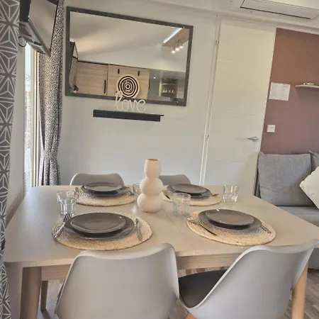 Camping Le Coco Mobil-home Familial Accès Direct à La 5 étoiles Parc Aquatique Torreilles
