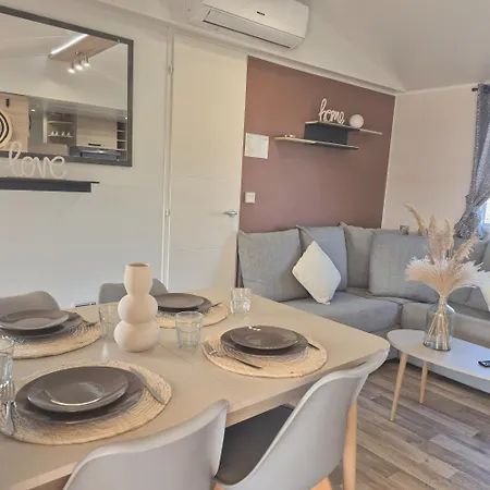 Le Coco Mobil-home Familial Accès Direct à La 5 étoiles Parc Aquatique Camping *